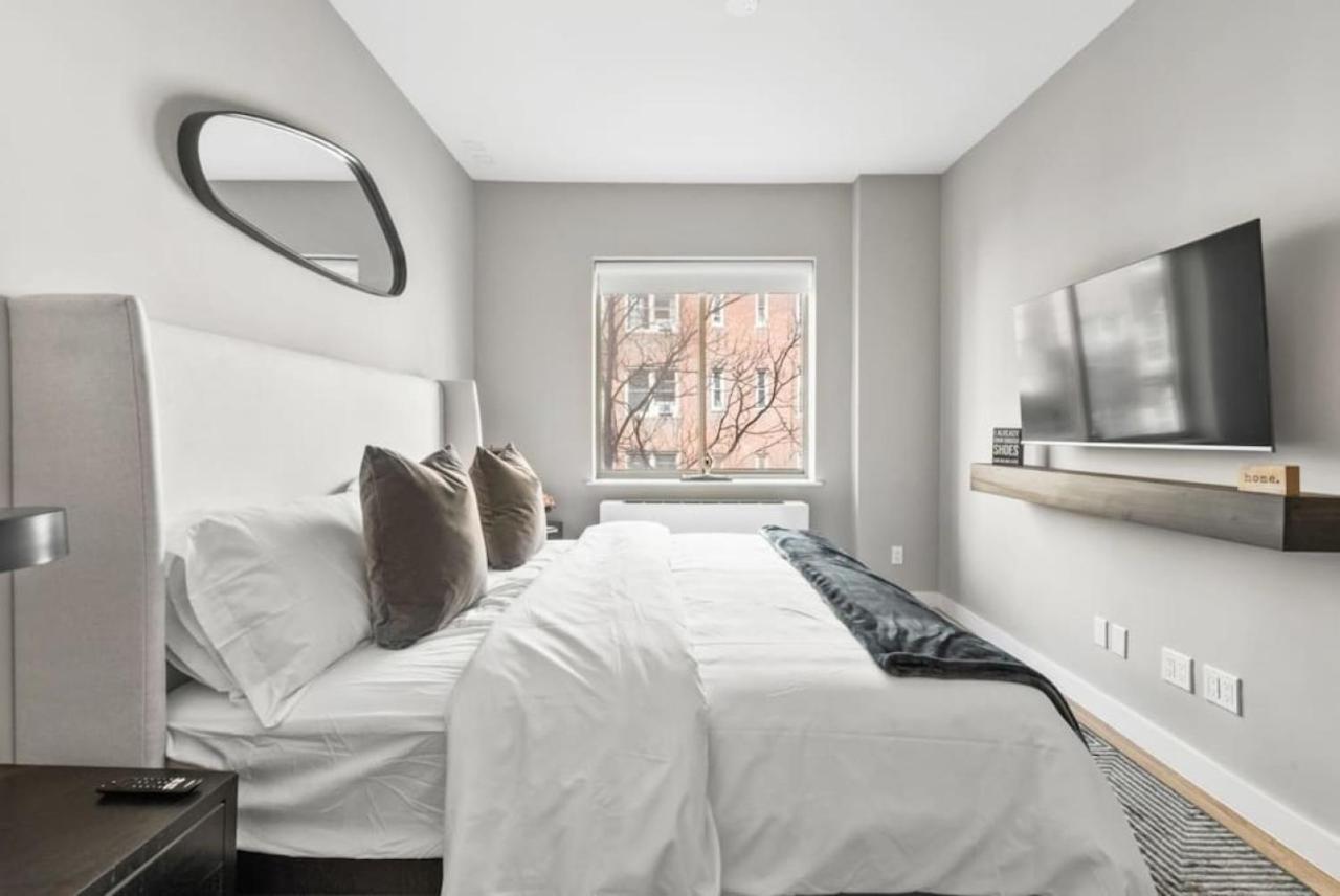 Top Notch 2Br Suite Minutes To Central Park Нью-Йорк Экстерьер фото