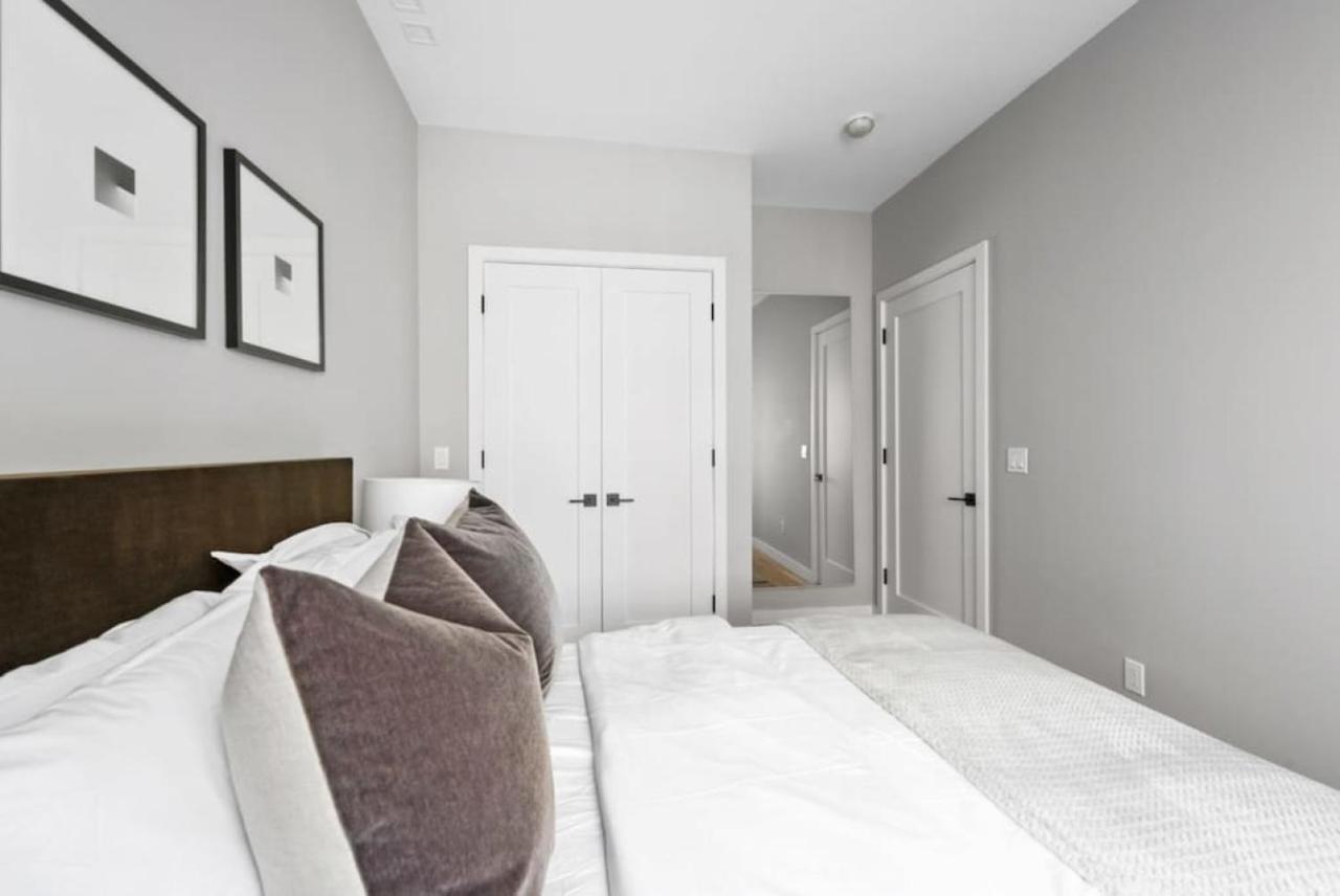 Top Notch 2Br Suite Minutes To Central Park Нью-Йорк Экстерьер фото